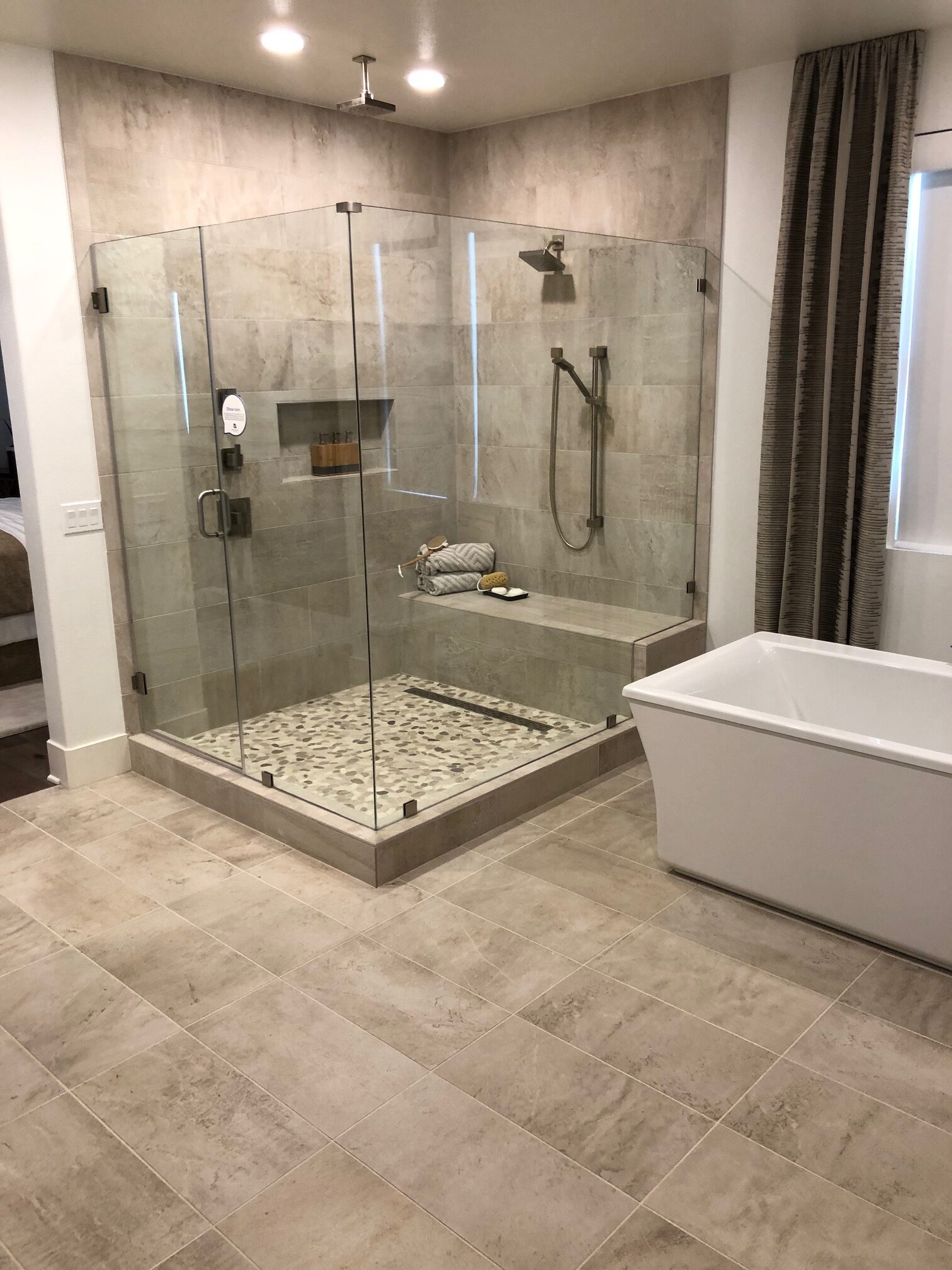 FloorCo and Design business image