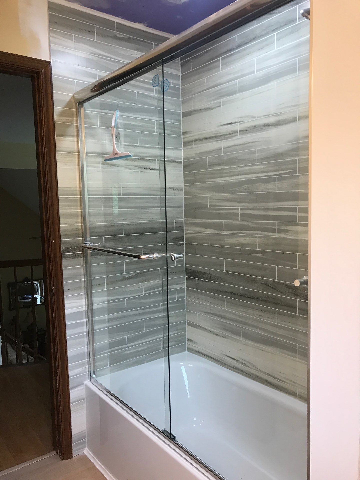 Roeland Bathrooms Inc business image