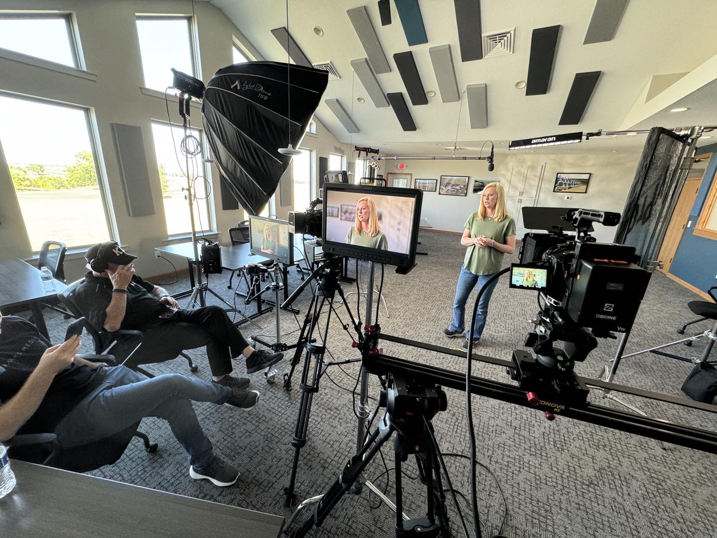 Marks Media business image